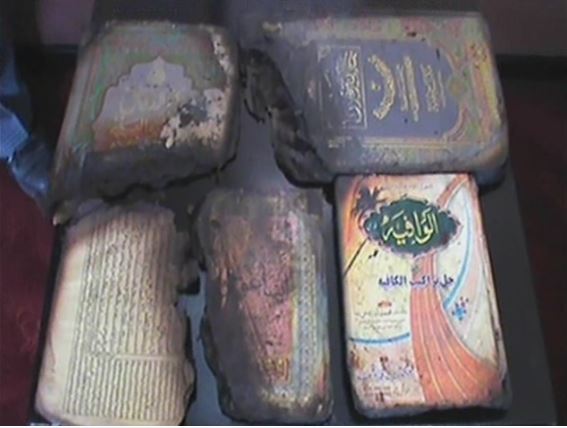 سوختن نسخه هایی از قرآن کریم، در جنگهای درون گروهی طالبان
