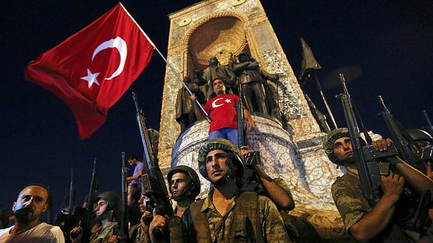 کودتای ترکیه؛ از ساختگی بودن تا دخالت امریکا