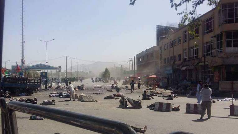 حمله مهیب تروریستی برضد تظاهرکنندگان جنبش روشنایی/ بیش از 80 نفر شهید و فراتر از 230 نفر زخمی شدند
