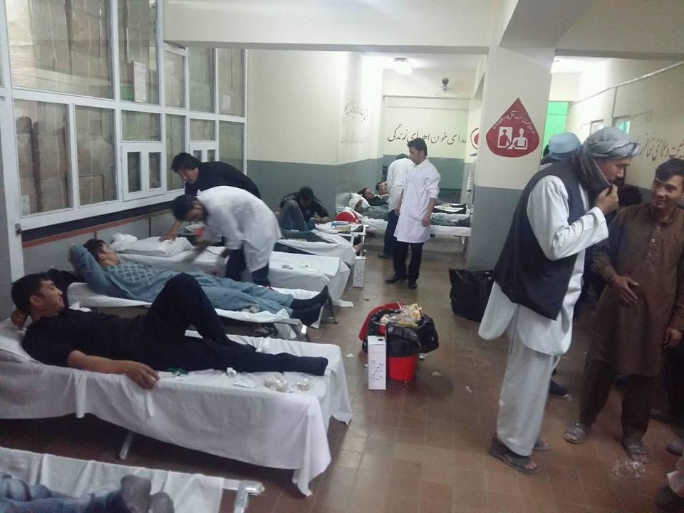 مردم هرات در روز عاشورا ۶۶۶ پاکت خون اهدا کردند