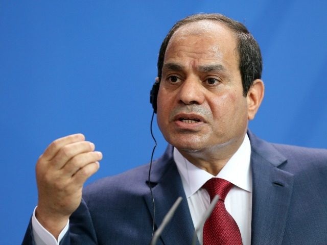 السیسی: قطر از تروریست‌ها حمایت می‌کند