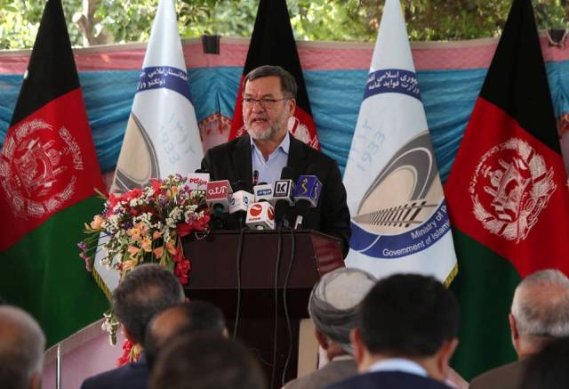 سرور دانش به دلیل ناتوانی حکومت در تامین امنیت شهروندان از مردم افغانستان معذرت خواست