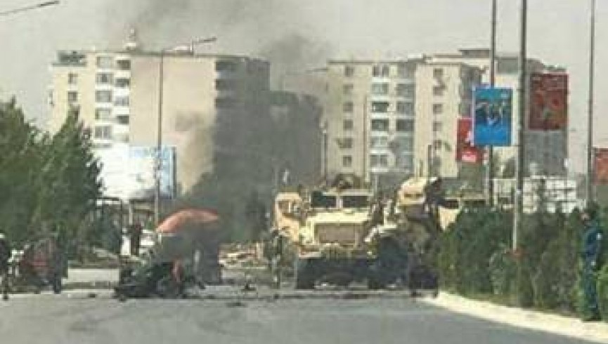 مهاجم انتحاری کاروان نیروهای خارجی در شهر کابل را هدف قرار داد