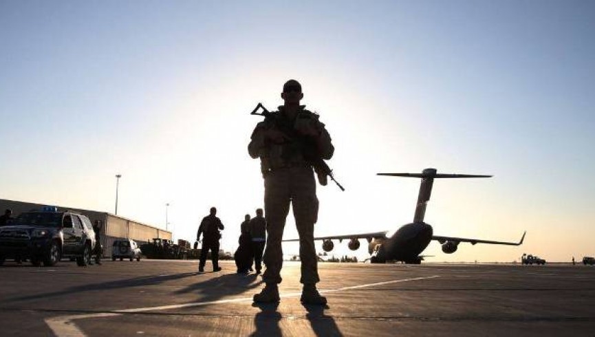 فرمانده میدان هوایی قندهار به اتهام قاچاق پول بازداشت شد