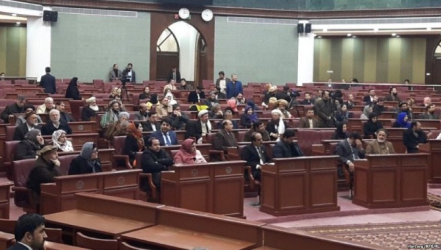 مجلس، خواستار وضاحت درباره استعفای رییس کمیسیون انتخابات شد