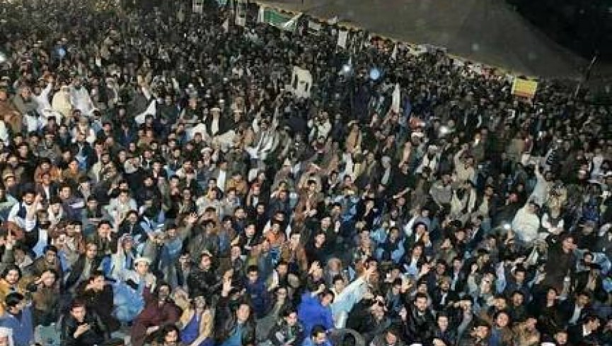 تظاهرات گسترده ضد دولتی مردم قبایلی پاکستان، اسلام آباد را هراسان کرده است