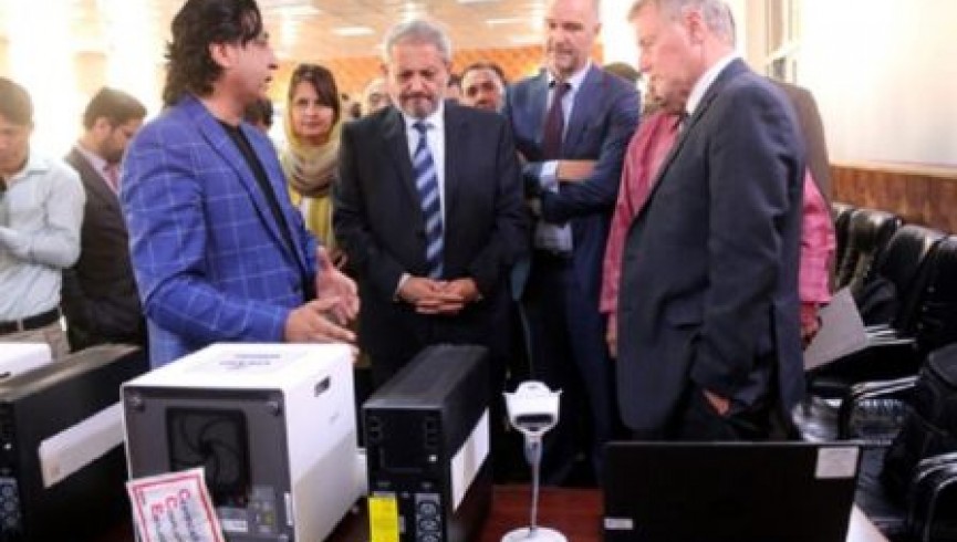 امریکا 27 پایه دستگاه تشخیص میکروب توبرکلوز به وزارت صحت کمک کرد