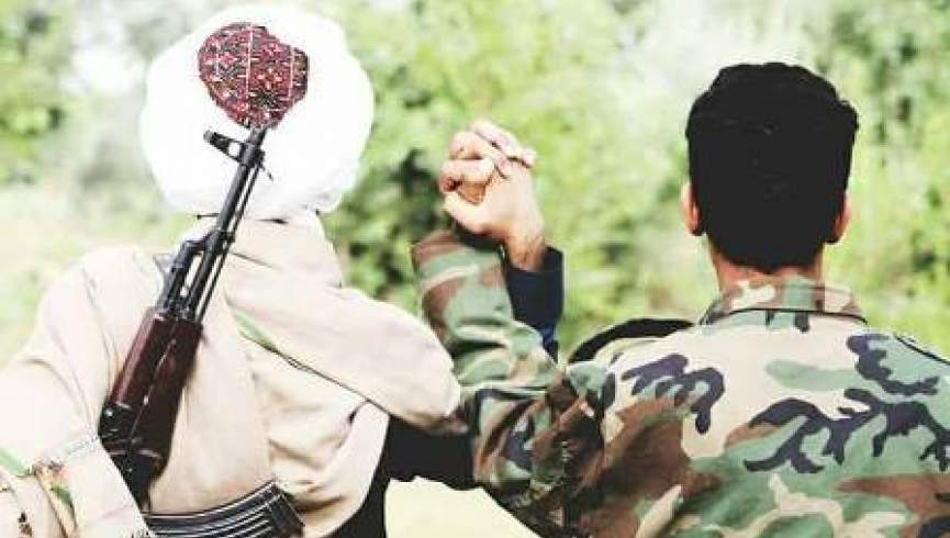 نشر عکس طالبان در کنار نیروهای امنیتی؛‌رییس امور فرهنگی طالبان برکنار شد