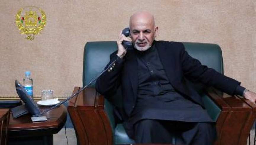 گفتگوی تلفنی غنی و پنس؛ مردم افغانستان به صلح نزدیک شده‌اند