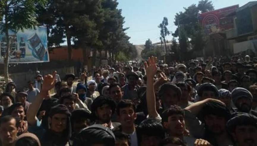 تجمع بزرگ اعتراضی مردم فاریاب به بازداشت نظام‌الدین قیصاری