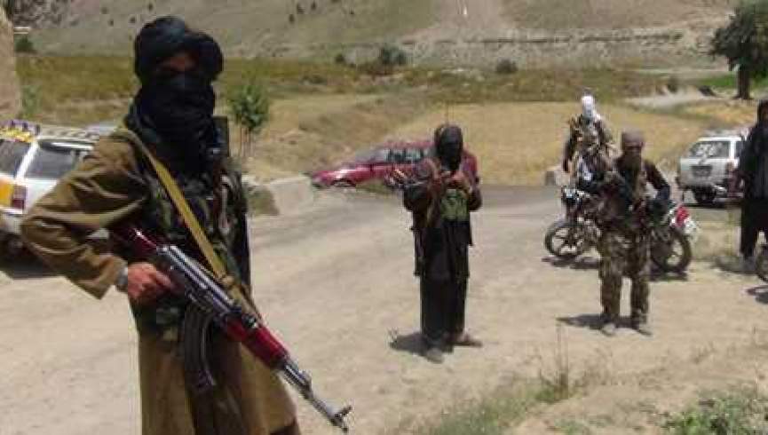 طالبان 5 مسافر را در مسیر بامیان- کابل تیرباران کردند