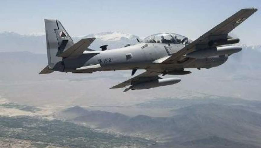 جنگنده‌های ارتش یک قرارگاه مهم طالبان را در قندوز بمباران کردند