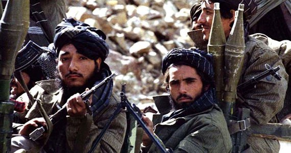 مردم قربانی اصلی لجبازی‌های دولت و طالبان در بادغیس هستند