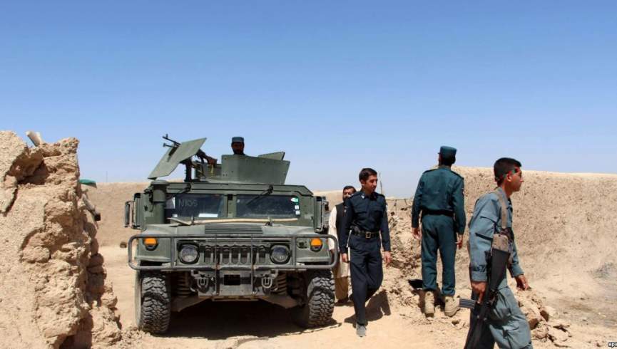 چهار سرباز پولیس و دو عضو طالبان به شمول ملا میرویس در فراه کشته شدند
