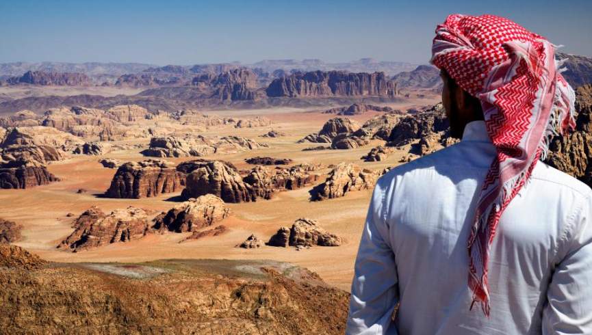 سعودی: ویزه توریستی برای گردشگران می دهد