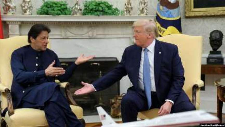 عمران خان در دیدار با دونالد ترامپ: مذاکرات امریکا با طالبان از سر گرفته شود