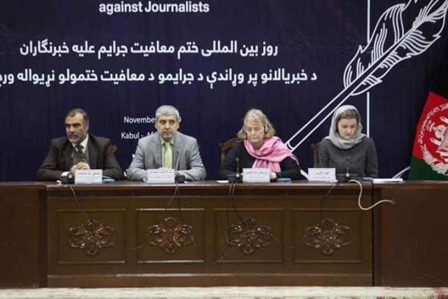 وزارت فرهنگ: شماری از خبرنگاران به دلیل افشاگری هدف خشونت قرار گرفته‌اند