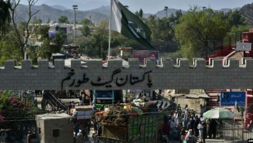 نظامیان پاکستانی گذرگاه مرزی تورخم را بستند