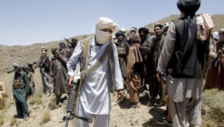 طالبان: امریکایان له کړې هوکړې سرغړونه کوي