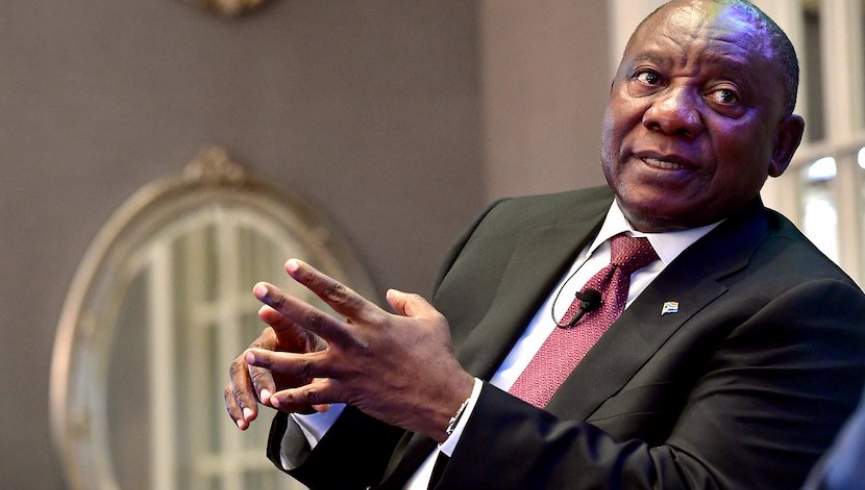رییس جمهوری افریقای جنوبی یکی از وزیران را به دلیل نقض قرنطین از کار معلق کرد