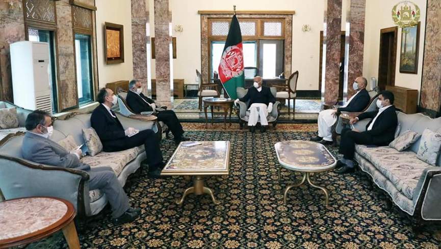 دیدار رییس جمهور غنی با نماینده خاص ایران در امور افغانستان