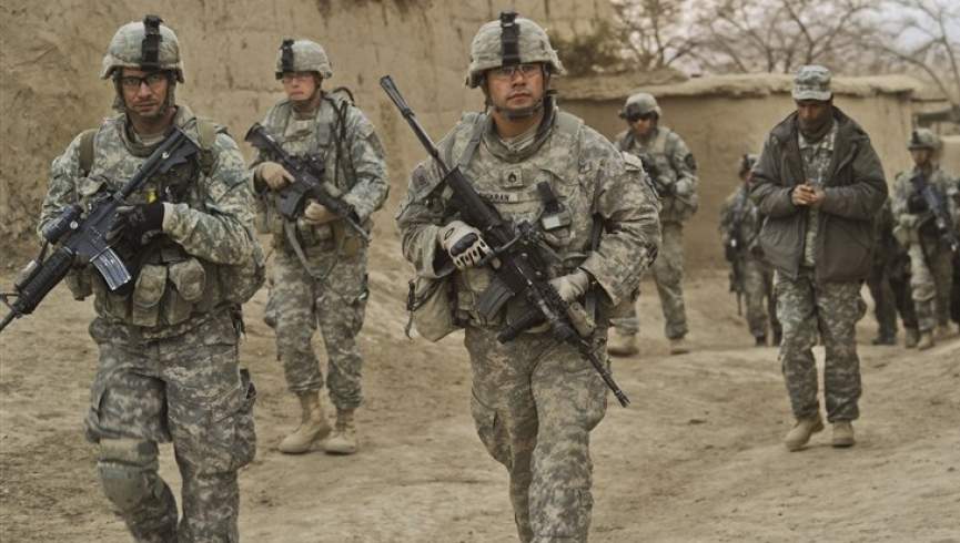 روزنامه آف گاردین: امریکا بخش بزرگی از کمک‌هایش به افغانستان را دوباره خودش دزدیده است