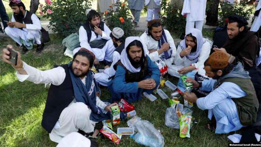 افغان حکومت ۱۲ نور طالب زندانیان خوشي کړي دي