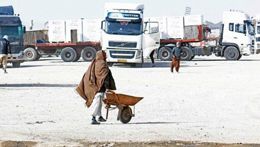 گمرک فراه هر ماه ضرر می‌کند