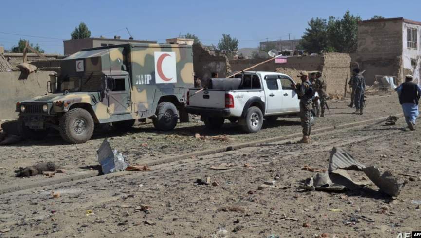 حمله موتر بمب بر مرکز ولسوالی ده یک غزنی؛ 9 تن کشته و زخمی شدند