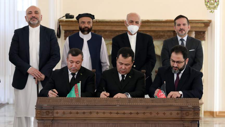 افغانستان و ترکمنستان موافقتنامه همکاری‌های اقتصادی امضاء کردند