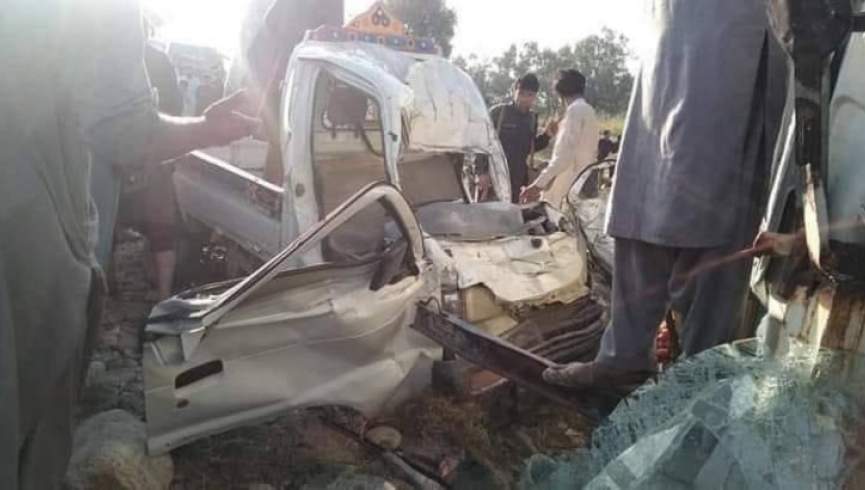 هشت نفر در یک حادثه ترافیکی در ننگرهار زخمی شدند