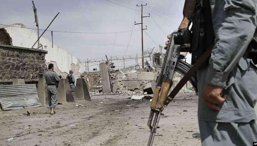 حمله انتحاری با موتر بمب‌گذاری شده در مرکز شهر غزنی؛ 30 کشته و 24 زخمی تایید شد