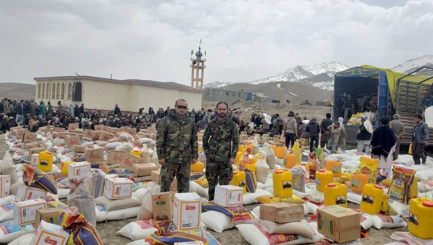 نیروهای ارتش به 250 خانواده در بهسود مواد غذایی توزیع کردند