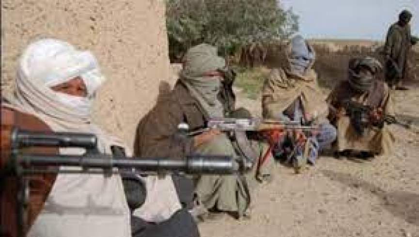 طالبان در میدان‌وردک پنج نیروی دولتی را پس از تسلیم‌شدن سر بریدند