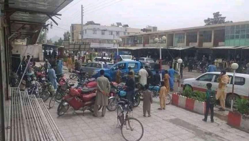 در اثرانفجار بمب دستی در نزدیکی یک مکتب در فراه 21 تن زخمی شدند