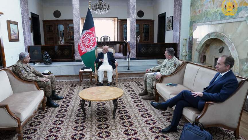 رییس جمهور با فرمانده نیروهای مسلح بریتانیا و رییس ستاد ارتش پاکستان دیدار کرد