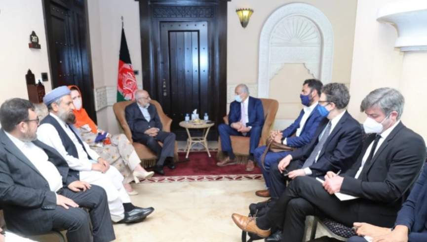 خلیل‌زاد با هیات مذاکره کننده دولت افغانستان در دوحه دیدار کرد