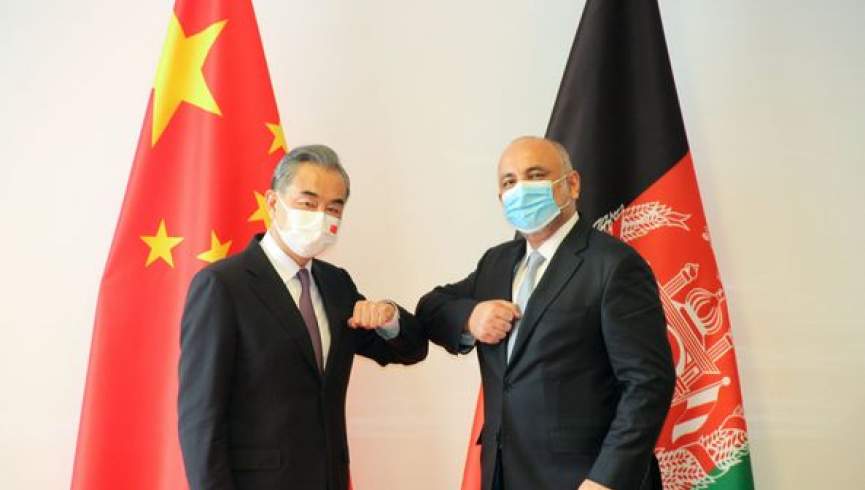 دیدار وزیران خارجه افغانستان و چین؛ اقدامات فوری برای مهار تهدیدات تروریزم روی دست گرفته شود