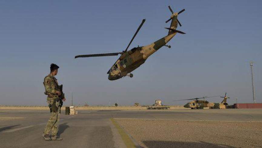 در حمله طالبان بالای میدان هوایی شیندند یک غیر نظامی جان باخت