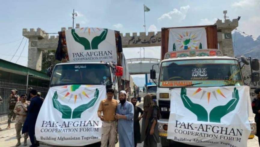 پاکستان 16 لاری مواد خوراکی به افغانستان کمک کرد
