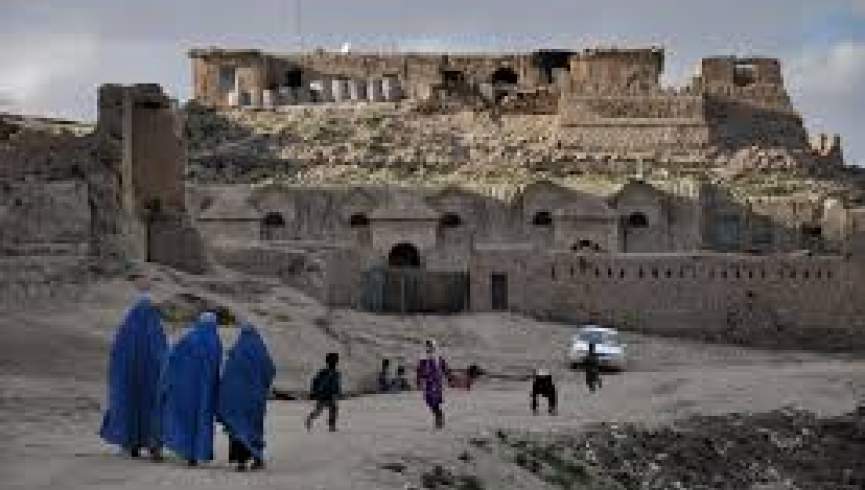 طالبان در غزنی همراهی زنان با بیماران را ممنوع کرد
