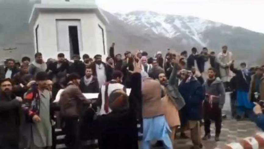 مردم پنجشیر بر ضد طالبان تظاهرات کردند