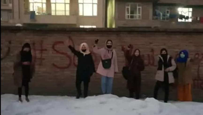 زنان فعال در کابل: اعتراضات خود را از طریق دیوارنویسی شبانه ادامه می‌دهیم