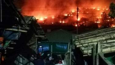 کمپ پناهجویان در جنوب شرقی بنگلادش در آتش سوخت