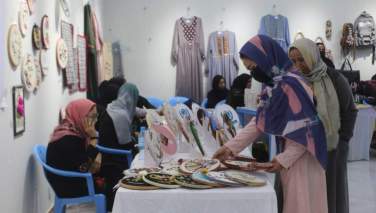 زنان هرات صنایع دستی شان را به نمایش گذاشتند