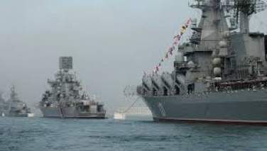 کشتی جنگی روسیه در دریای سیاه دچار حریق و انفجار شد