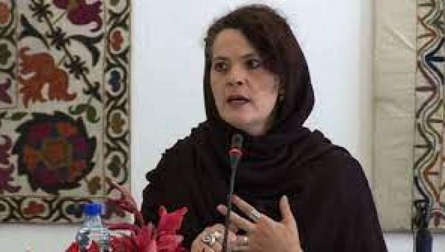 هدربار: طالبان با مو و صورت مجریان زن رسانه‌های خارجی مشکل ندارند