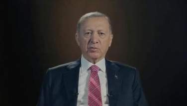 اردوغان در برنامه تلویزیونی دچار مشکل جسمی شد