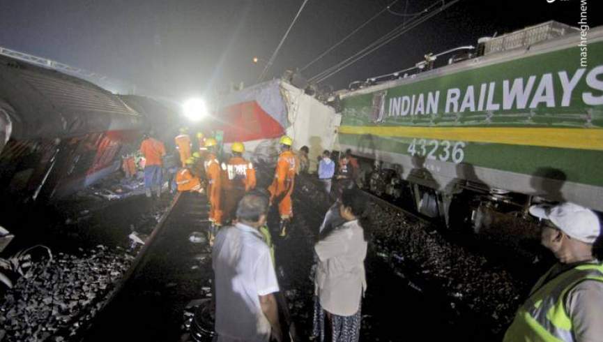 مشخص شدن علت تصادم دو قطار در هند