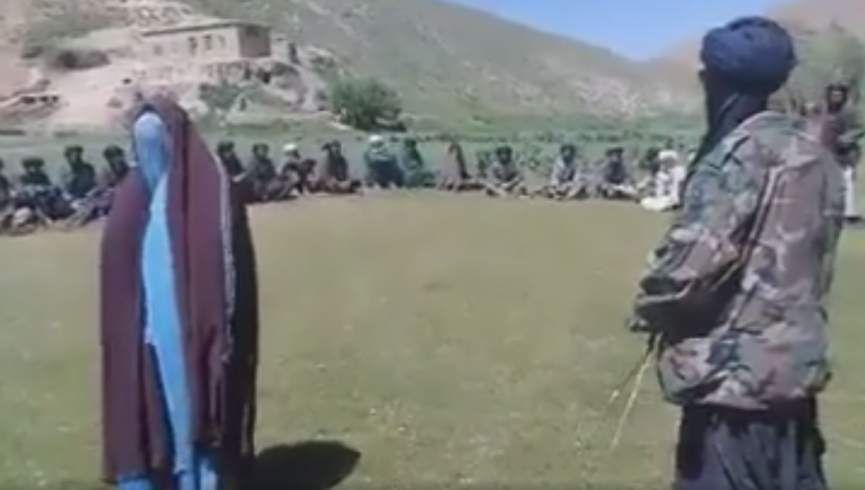 دو مرد و یک زن در میدان‌وردک از سوی طالبان شلاق زده شدند
